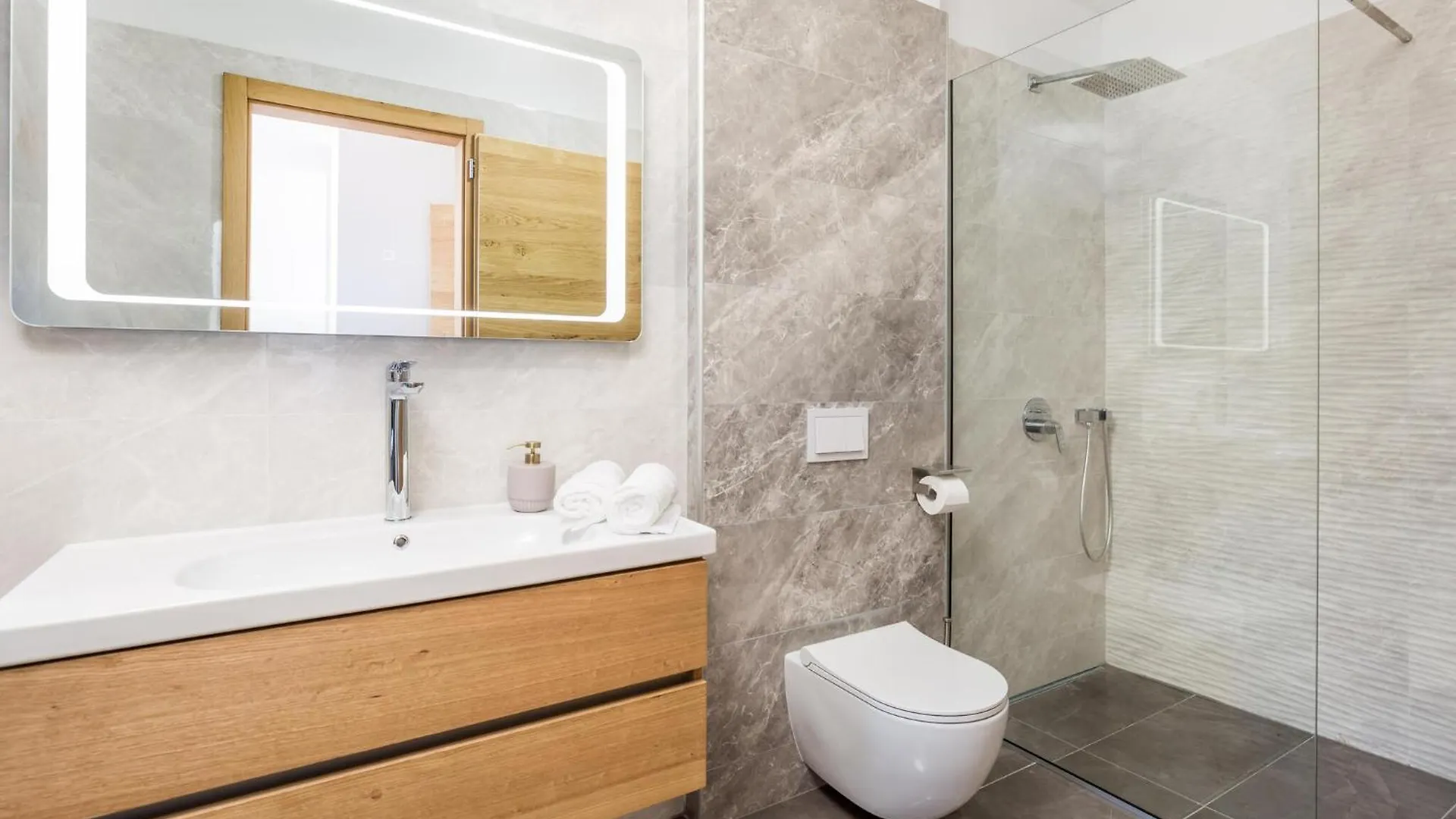 Awesome Home In Crikvenica With Sauna 0*,  كرواتيا