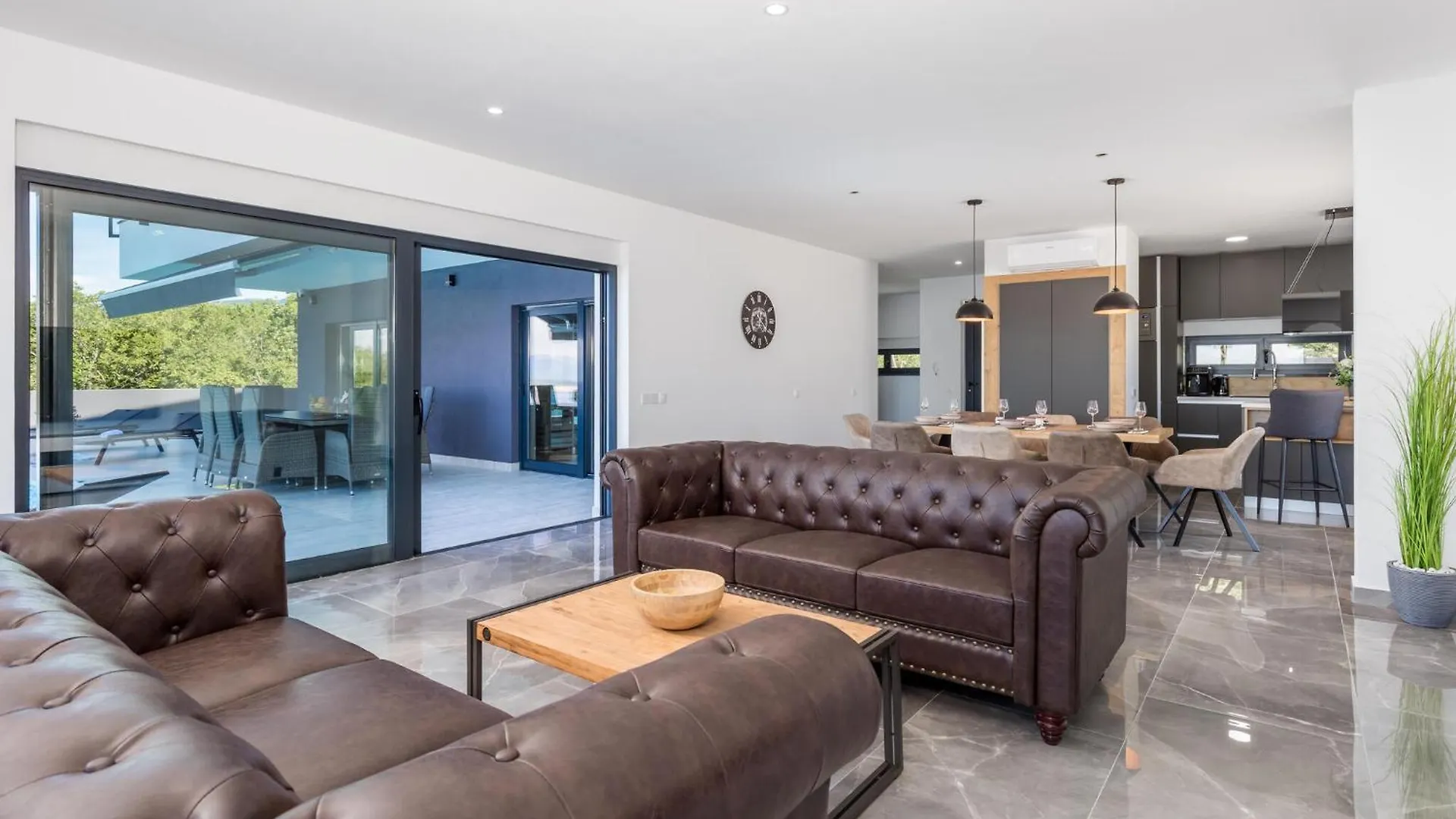 Awesome Home In Crikvenica With Sauna بيت للعطل