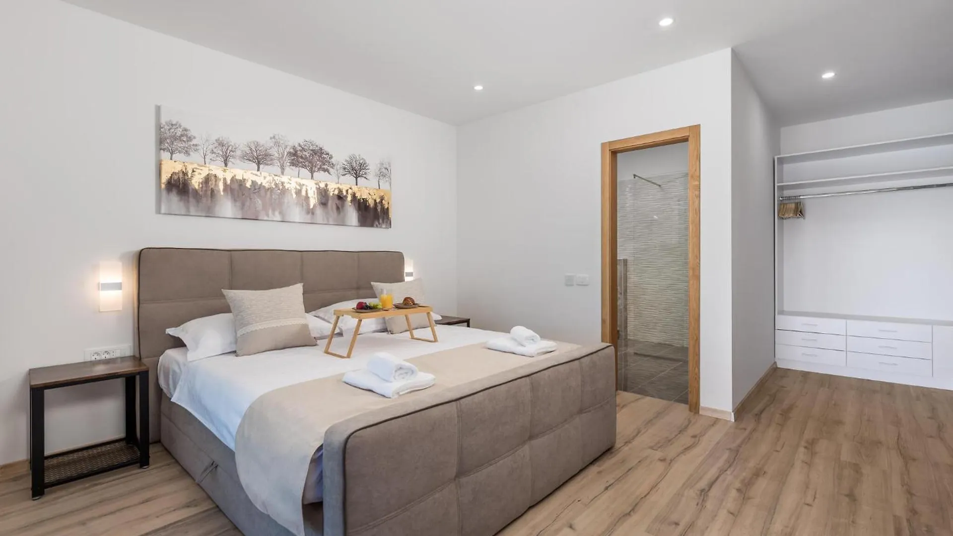 Awesome Home In Crikvenica With Sauna بيت للعطل